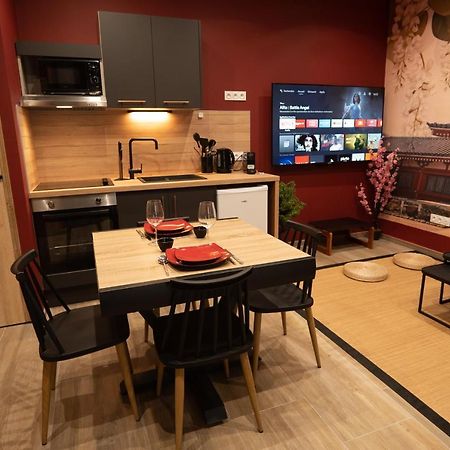 Апартаменти Capsule Japon - Jacuzzi - Netflix & Ecran Cinema - Xbox Trith-Saint-Leger Екстер'єр фото