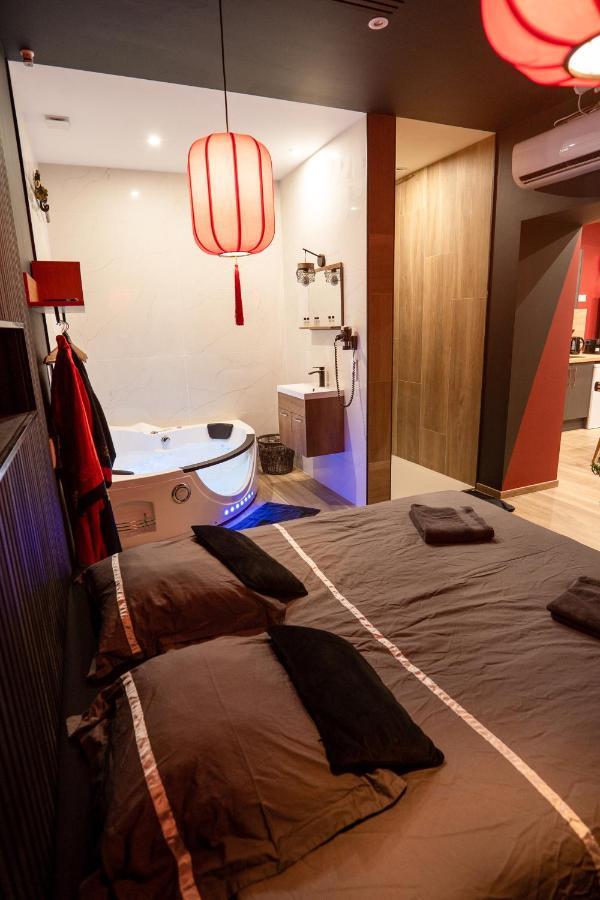 Апартаменти Capsule Japon - Jacuzzi - Netflix & Ecran Cinema - Xbox Trith-Saint-Leger Екстер'єр фото