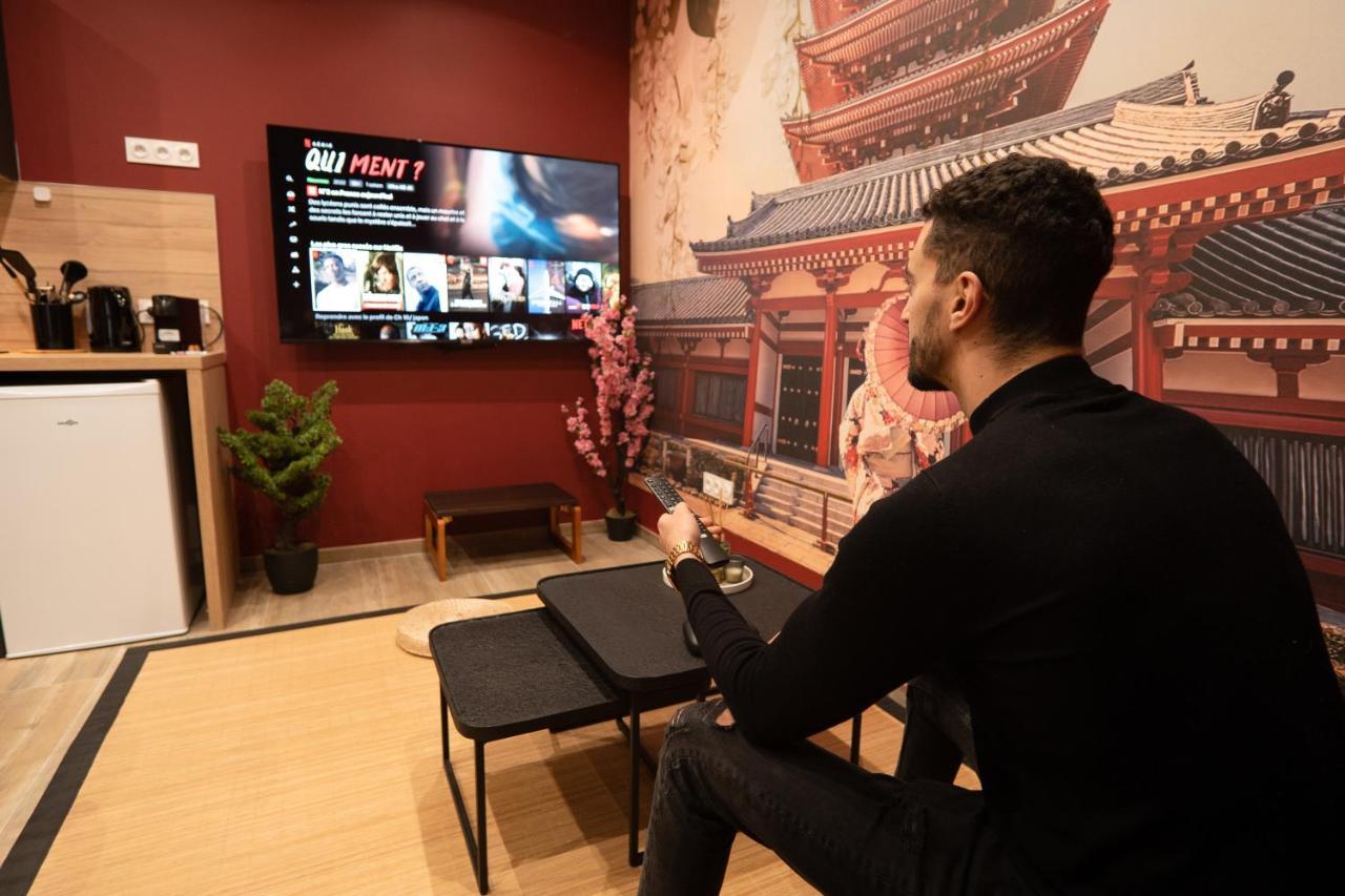 Апартаменти Capsule Japon - Jacuzzi - Netflix & Ecran Cinema - Xbox Trith-Saint-Leger Екстер'єр фото