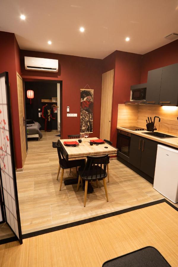 Апартаменти Capsule Japon - Jacuzzi - Netflix & Ecran Cinema - Xbox Trith-Saint-Leger Екстер'єр фото
